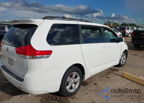 2013 Toyota Sienna Le V6 8 Passenger from USA, damaged, VIN 5TDKK3DC4DS309675